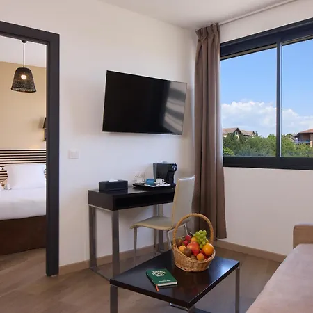 Zenitude Swiss Apparthotels-3